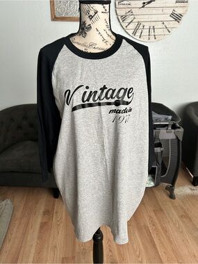 Handmade T-Shirt “Vintage Made in 1977”